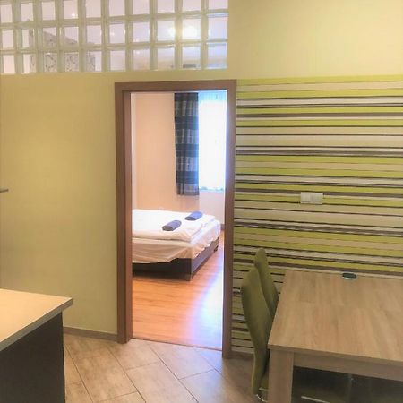 Corvin Square Apartment 부다페스트 외부 사진