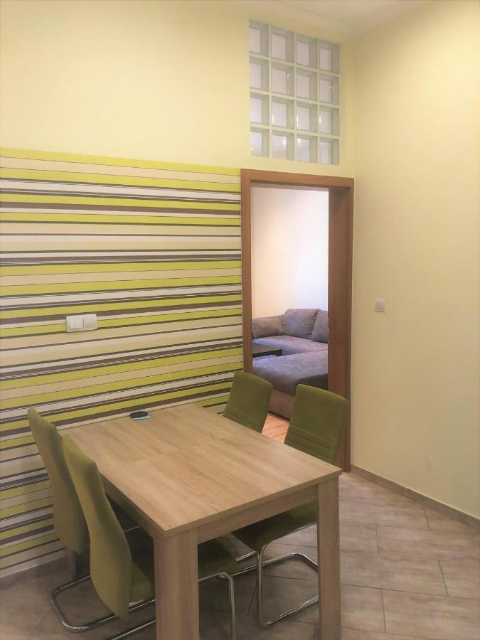 Corvin Square Apartment 부다페스트 외부 사진